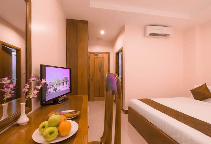 Superior Værelse, Kirirom Crystal