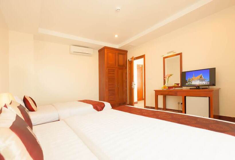 Suite, Kirirom Crystal