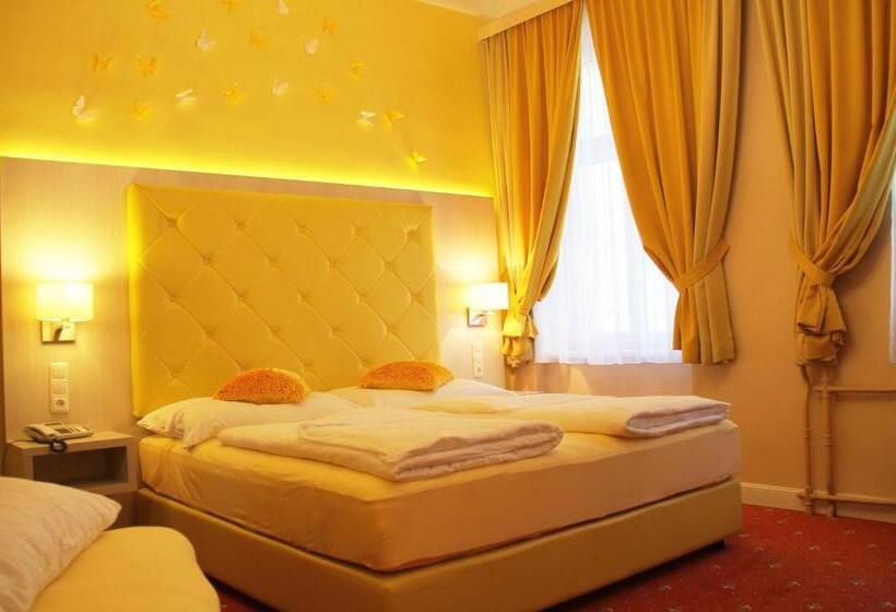 豪华三人间, Very Central, 5 Min To City Center, Self Check In