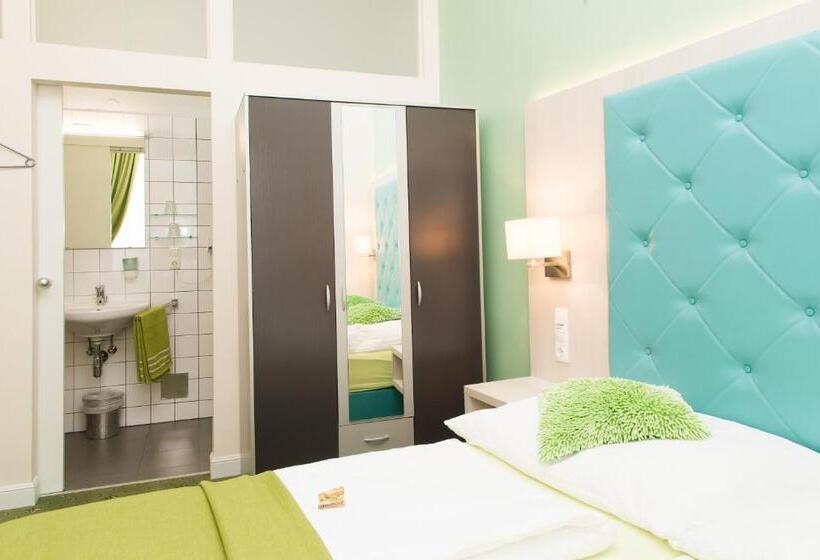 豪华房间, Very Central, 5 Min To City Center, Self Check In