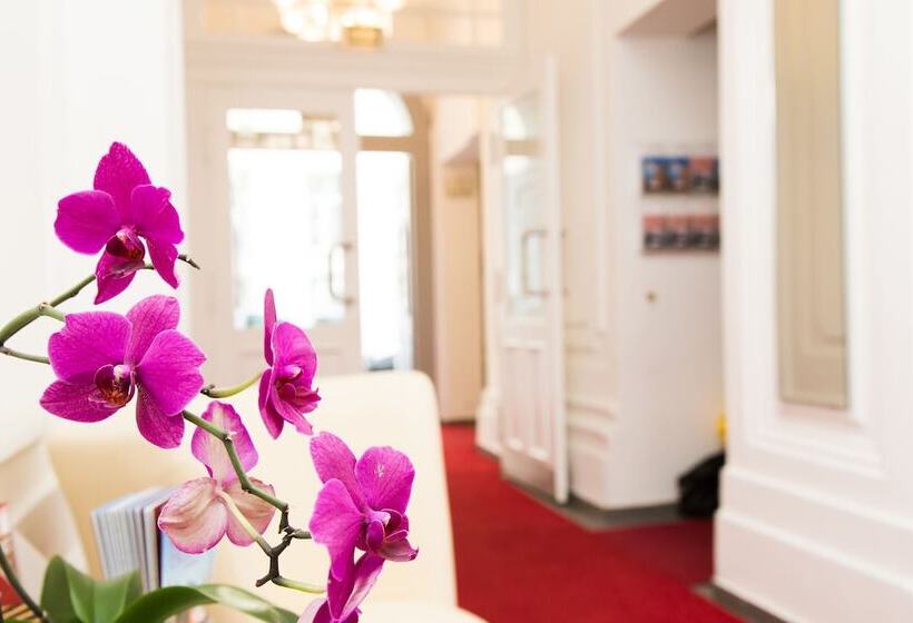 豪华房间, Very Central, 5 Min To City Center, Self Check In