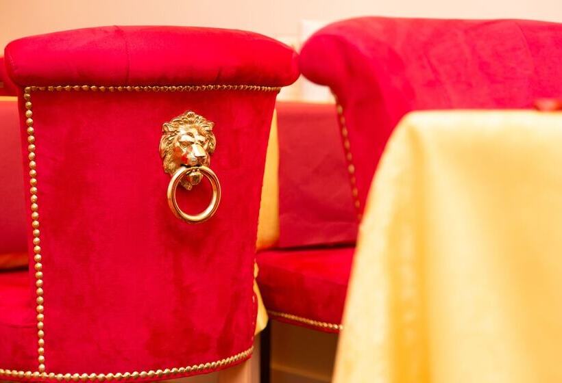 豪华三人间, Very Central, 5 Min To City Center, Self Check In