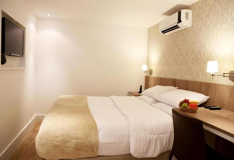 اتاق استاندارد, Sant  Martre