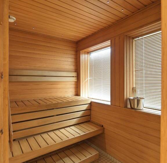 סוויטת אקזקיוטיב עם נוף, Sunborn London Yacht