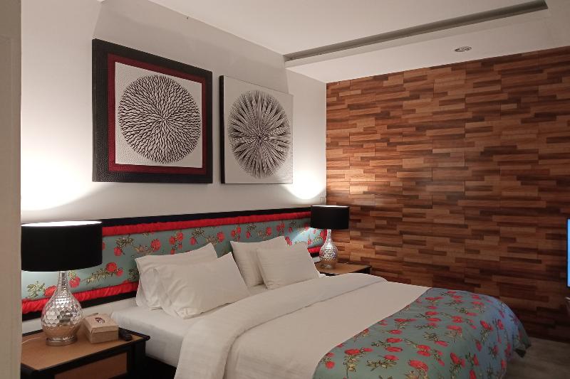 חדר אקזקיוטיב חדר קינג, Sunborn London Yacht