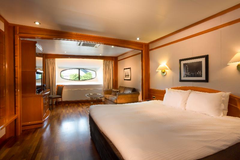 חדר משפחתי קלאסי, Sunborn London Yacht