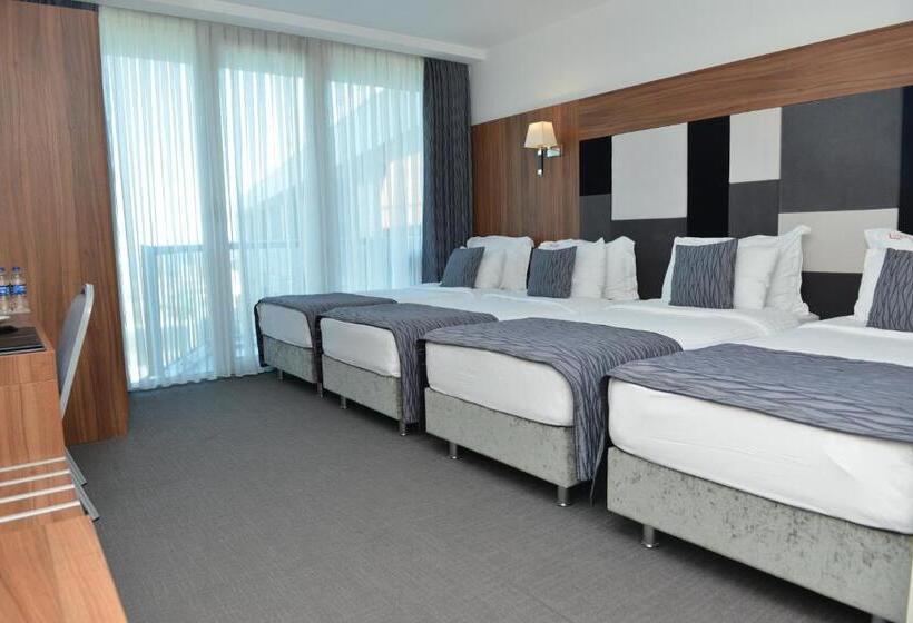 اتاق لوکس چهار تخته, Yalova Lova Hotel & Spa Yalova