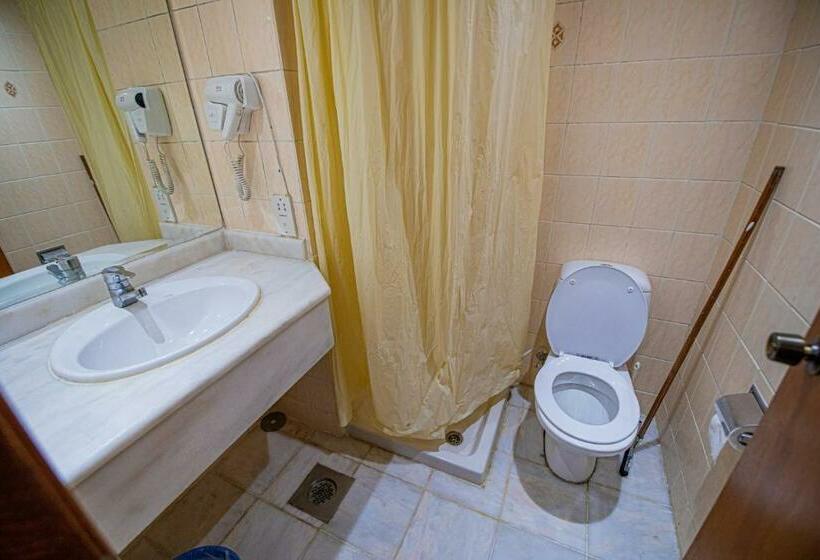 Habitació Triple Basic, فندق مسك ام القرى Misk Umm Al Qura