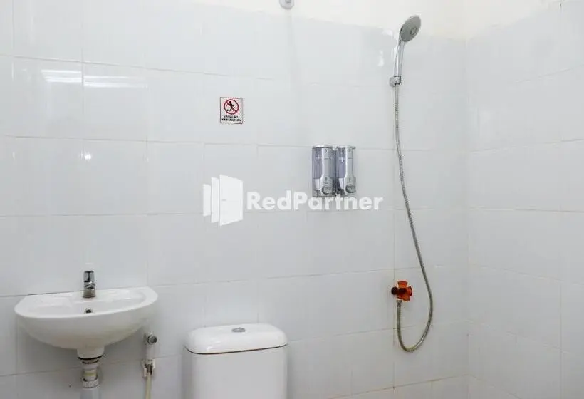 スタンダードルーム, Sahabat Pantai Guest House Mitra Reddoorz
