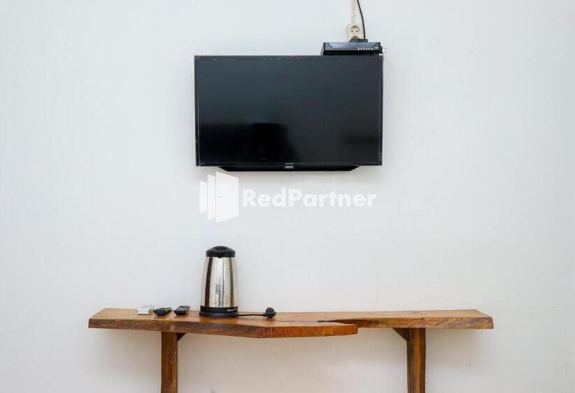 Номер Стандарт, Sahabat Pantai Guest House Mitra Reddoorz