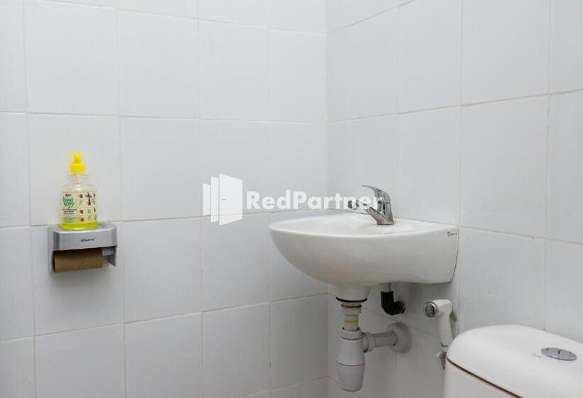 Номер Стандарт, Sahabat Pantai Guest House Mitra Reddoorz