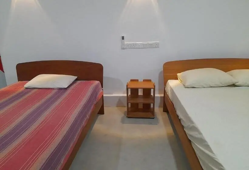 اتاق لوکس سه تخته, Shan Resort