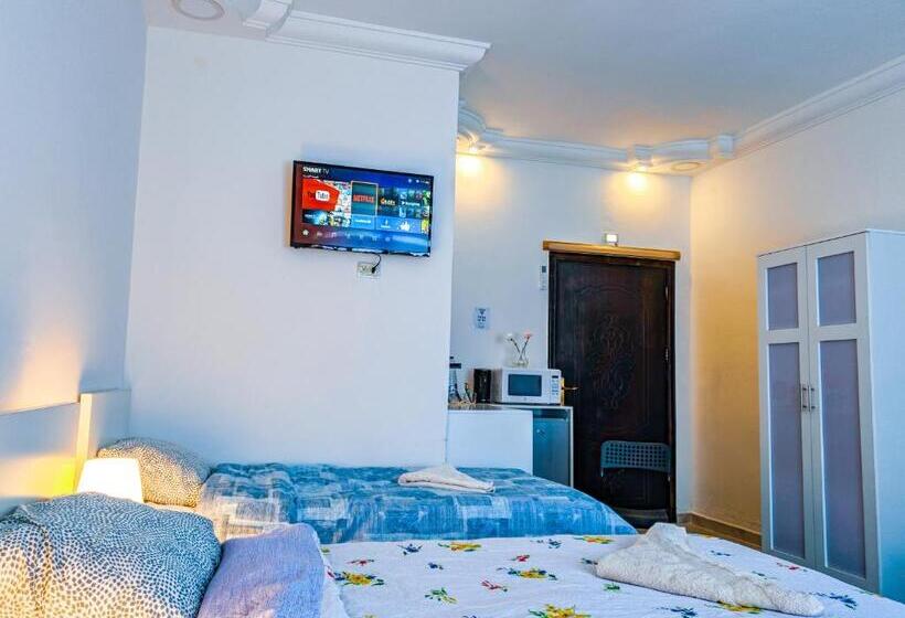 Economy Quadruple Room, Full Panorama Jerash