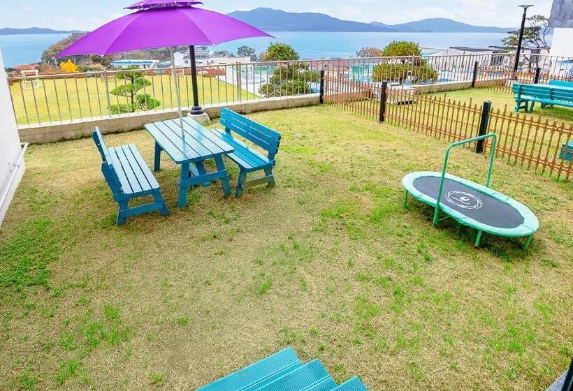 Люкс Вид на Сад, Ganghwa Elijah Resort