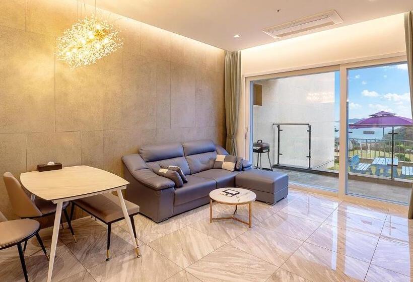 Люкс Вид на Сад, Ganghwa Elijah Resort