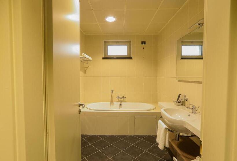 سوییت لوکس, Heliconia Park   Port Harcourt