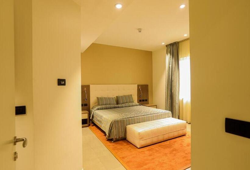 سوییت لوکس, Heliconia Park   Port Harcourt