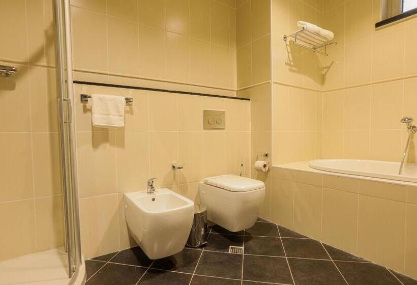 سوییت لوکس, Heliconia Park   Port Harcourt