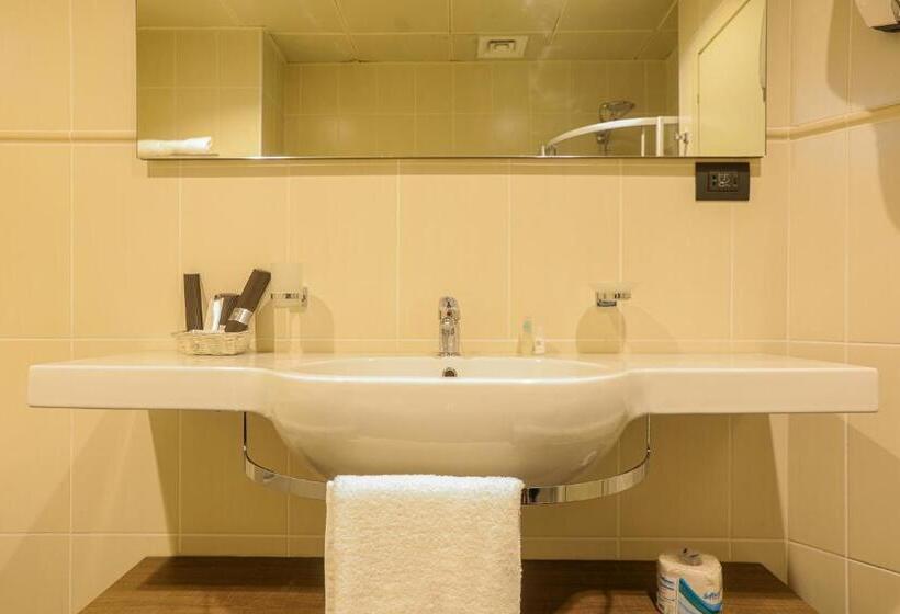 سوییت اجرایی, Heliconia Park   Port Harcourt