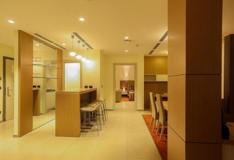 سوئیت پرزیدنت, Heliconia Park   Port Harcourt