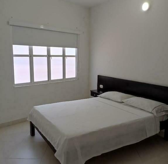 اتاق استاندارد, San Adolfo