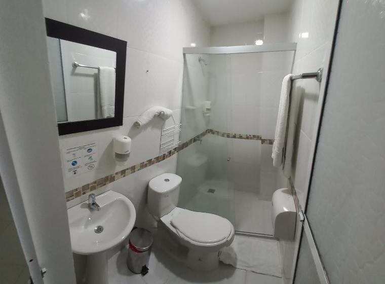 اتاق استاندارد, San Adolfo