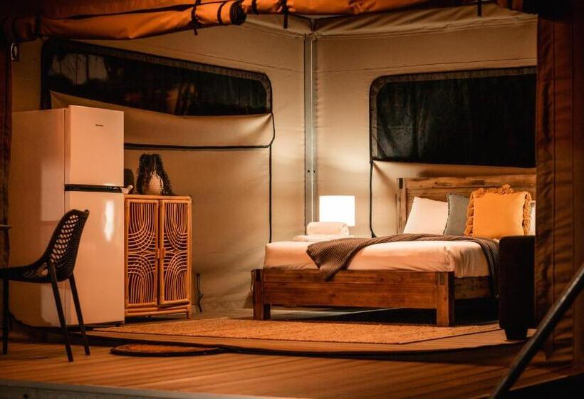 Deluxe Tent, Poinciana At Cooee Bay