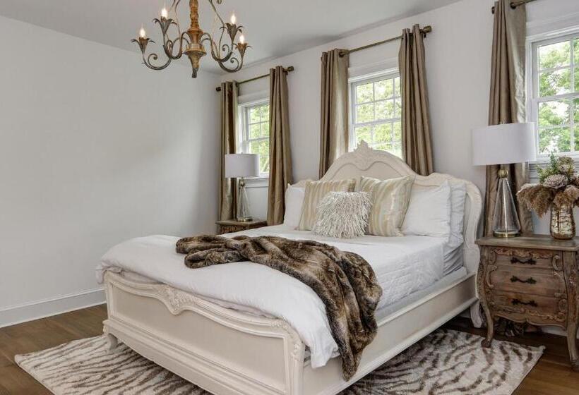 스탠다드 룸 킹사이즈 침대, The Peninsula