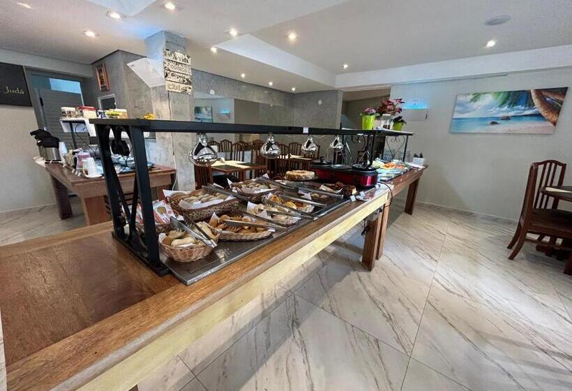 דירת חדר נוף לגינה, Fabuloso Flat 225, 2 Piscinas Climatizadas, Sky Com 170 Canais,tv Com Xbox, Internet Particular 500m