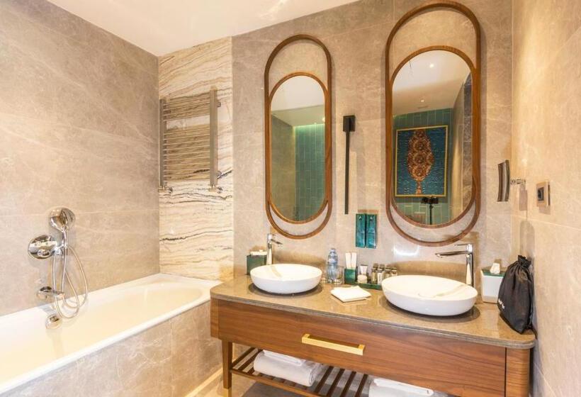 سوییت, Wellness Park Hotel Turon