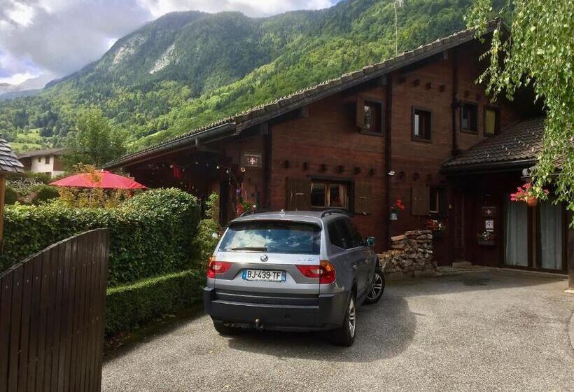 Номер Стандарт, Chalet Les Chouettes