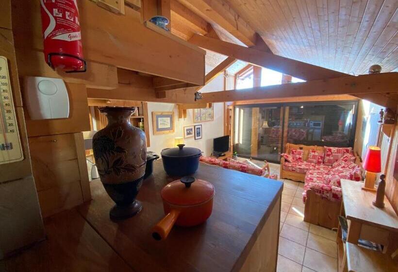 דירת חדר בקומת קרקע, Chalet Les Chouettes