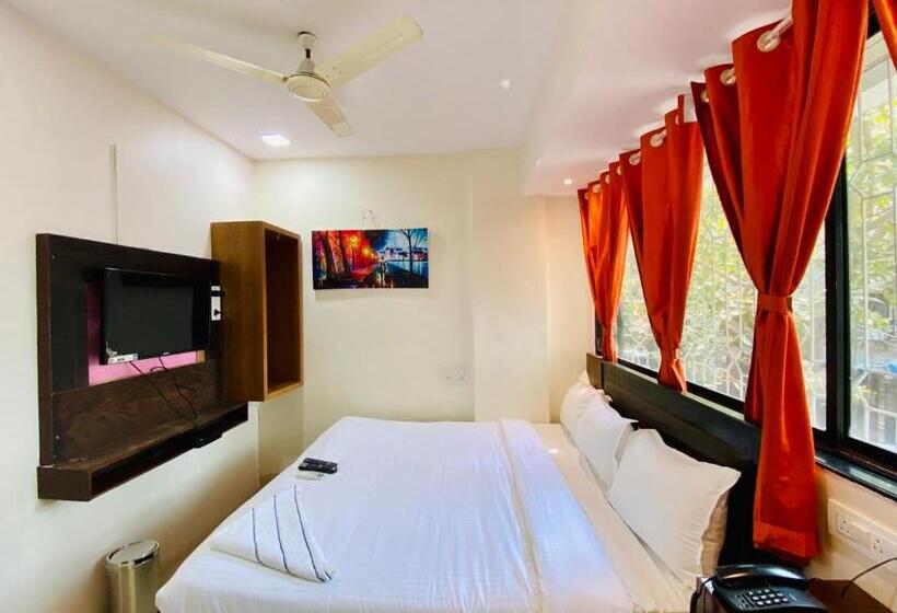 经济房, Deluxe Inn   Stay Near Kokilaben Dhirubhai Ambani Hospital