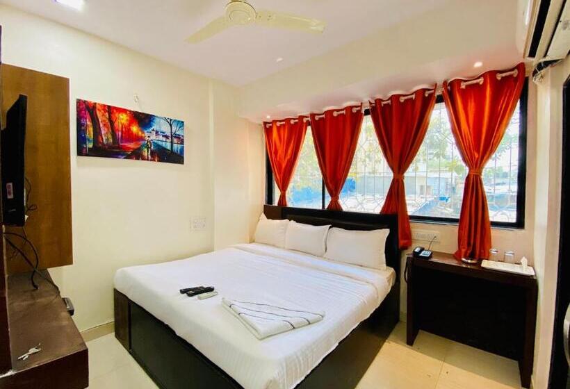 エコノミールーム, Deluxe Inn   Stay Near Kokilaben Dhirubhai Ambani Hospital