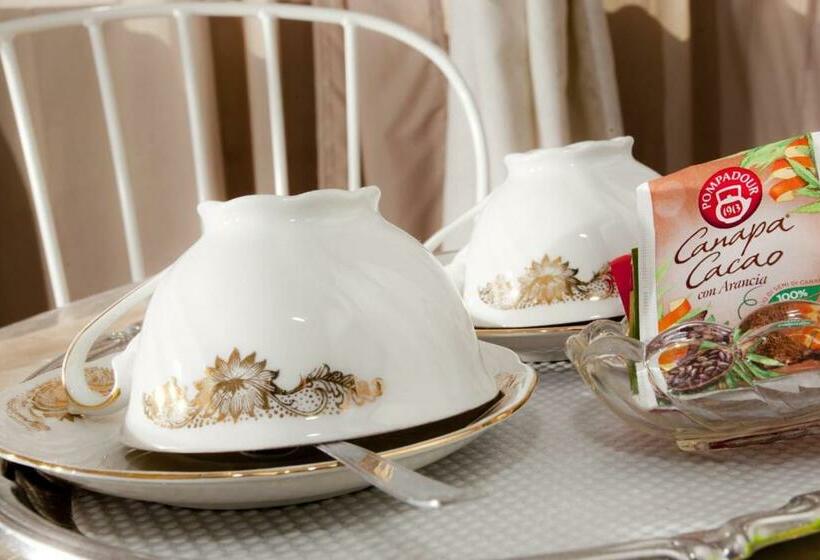 غرفة قياسية ثلاثية, B&b Elisir