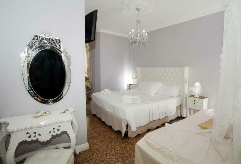 غرفة قياسية ثلاثية, B&b Elisir