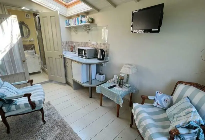 スタンダードルーム, Conygre Bungalow