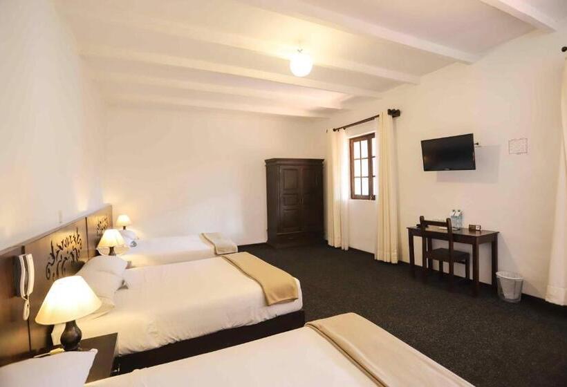 Номер Стандарт Трехместный, La Xalca Hotel   Asociado Casa Andina