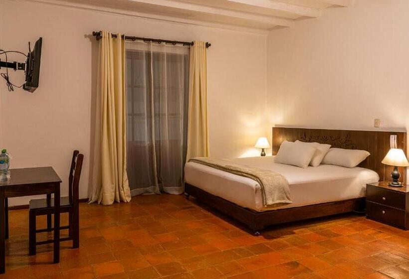 اتاق سوپریور با تخت بزرگ, La Xalca Hotel Asociado Casa Andina