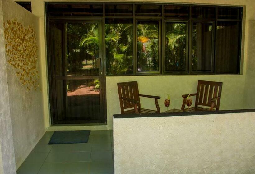 اتاق استاندارد اینتریور, River View Banquet & Resort