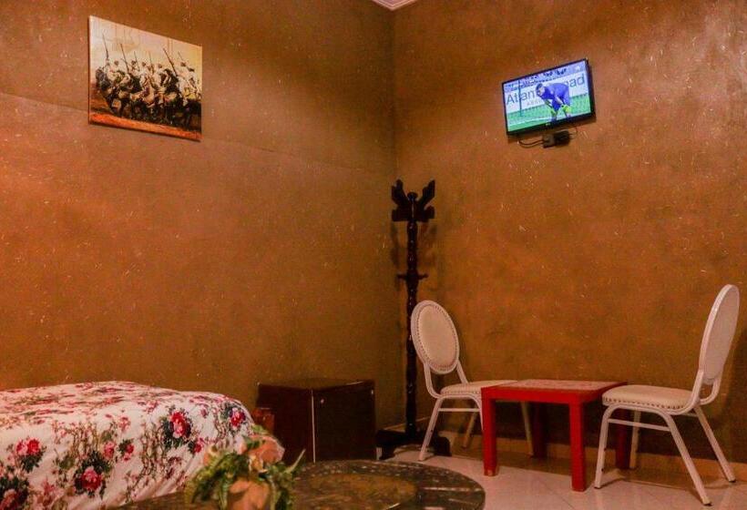 اتاق یک تخته با چشم‌انداز باغ, Salma Palms Hôtel