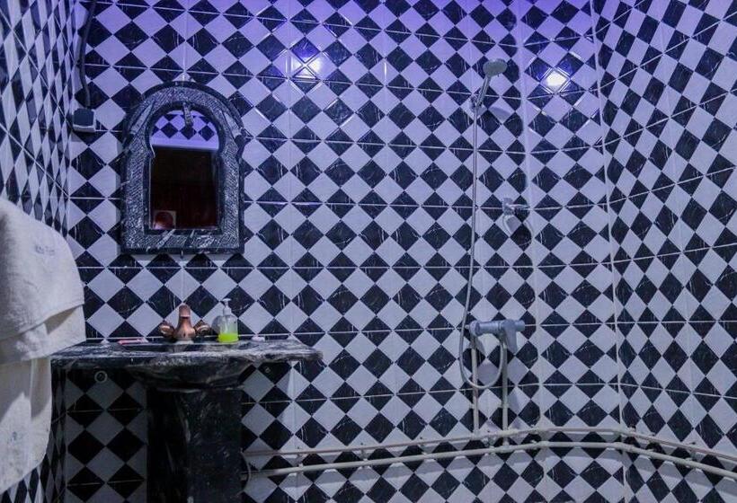 اتاق یک تخته با چشم‌انداز باغ, Salma Palms Hôtel