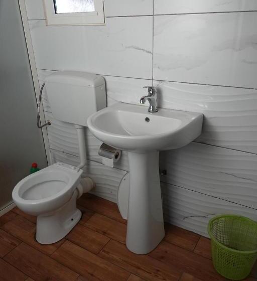베이직 3인 룸, Guesthouse Arber