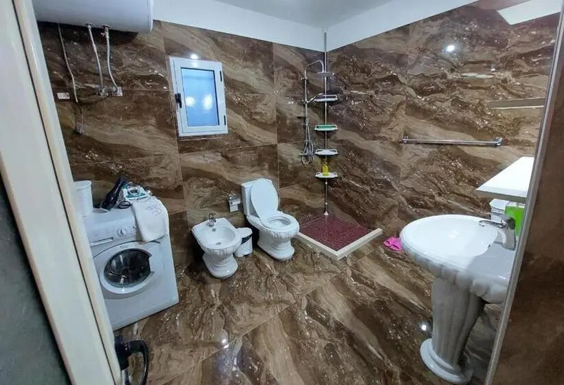 اتاق خانوادگی, Villa Heljos Apartaments