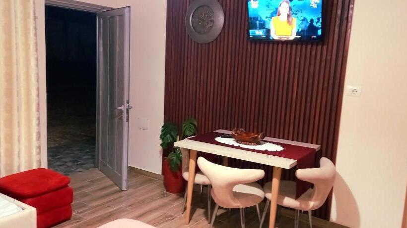 חדר משפחתי, Villa Heljos Apartaments