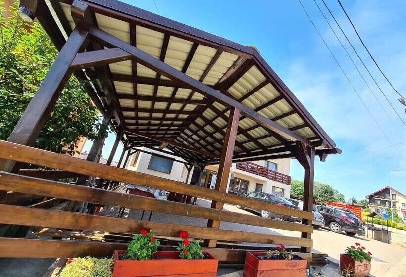 آپارتمان 2 خوابه, Pensiunea Bebe