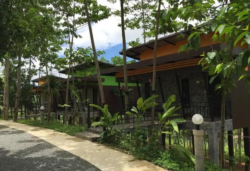バルコニー付きデラックスルーム, Baan Rai Phufah Resort Chiangrai