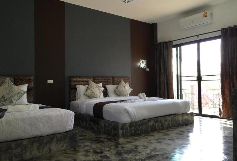 带阳台的豪华间, Baan Rai Phufah Resort Chiangrai