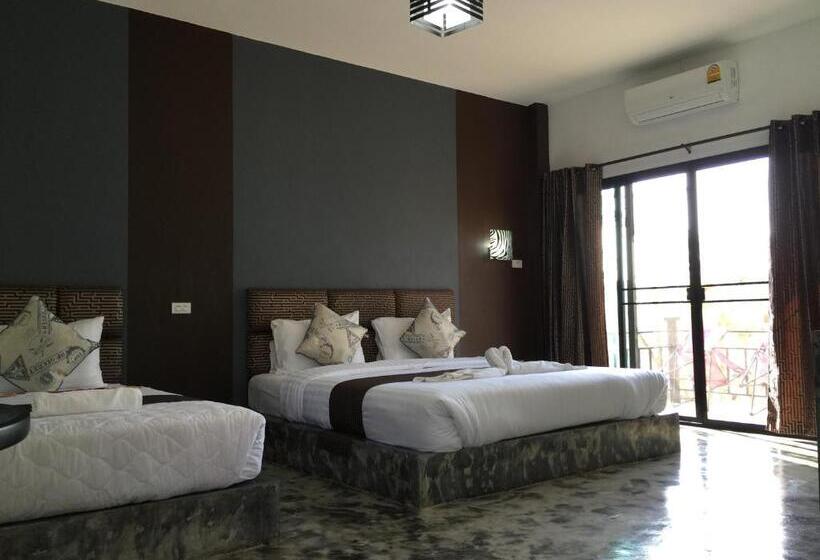 带阳台的豪华间, Baan Rai Phufah Resort Chiangrai