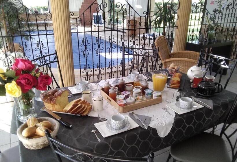 스탠다드 룸, Chez Michel Et Josette